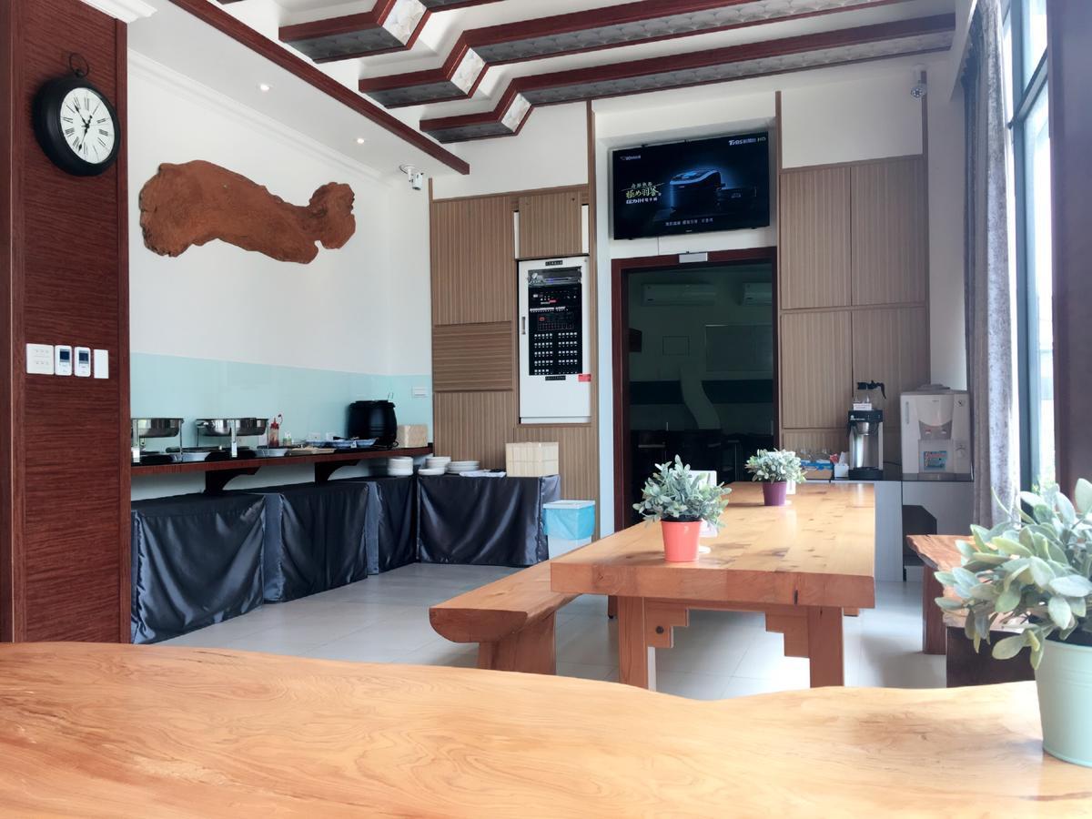 Wei Feng Exquisite Motel Pintung Branch Pingtung Exterior photo